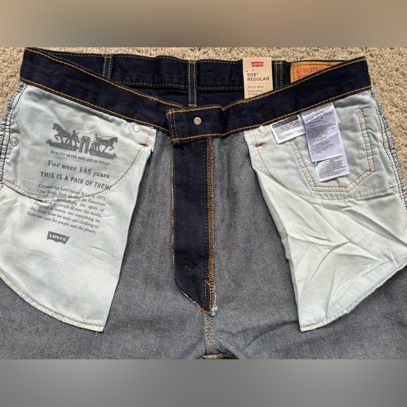 Levi’s 505 Regular Fit Mens Jeans (38x29) Reg $69.50 - Picture 8 of 9